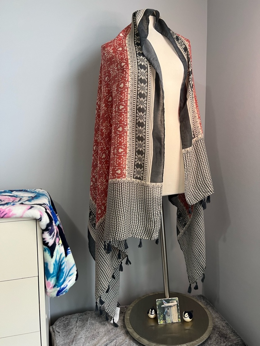 Dressbarn OS Multicolor Oversized Scarf with Tassels NWT